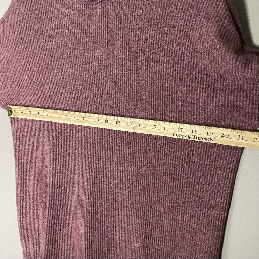 American Eagle cozy turtleneck medium red pink purple burgundy super‎ soft - Picture 6 of 7